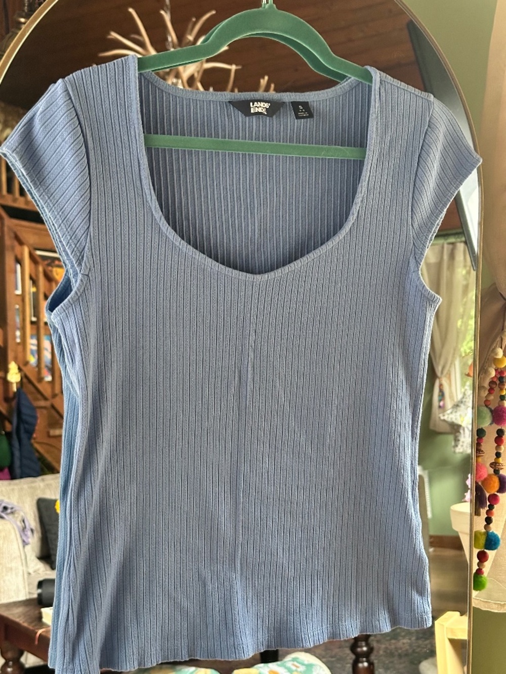 Lands end women’s small blue t-shirt